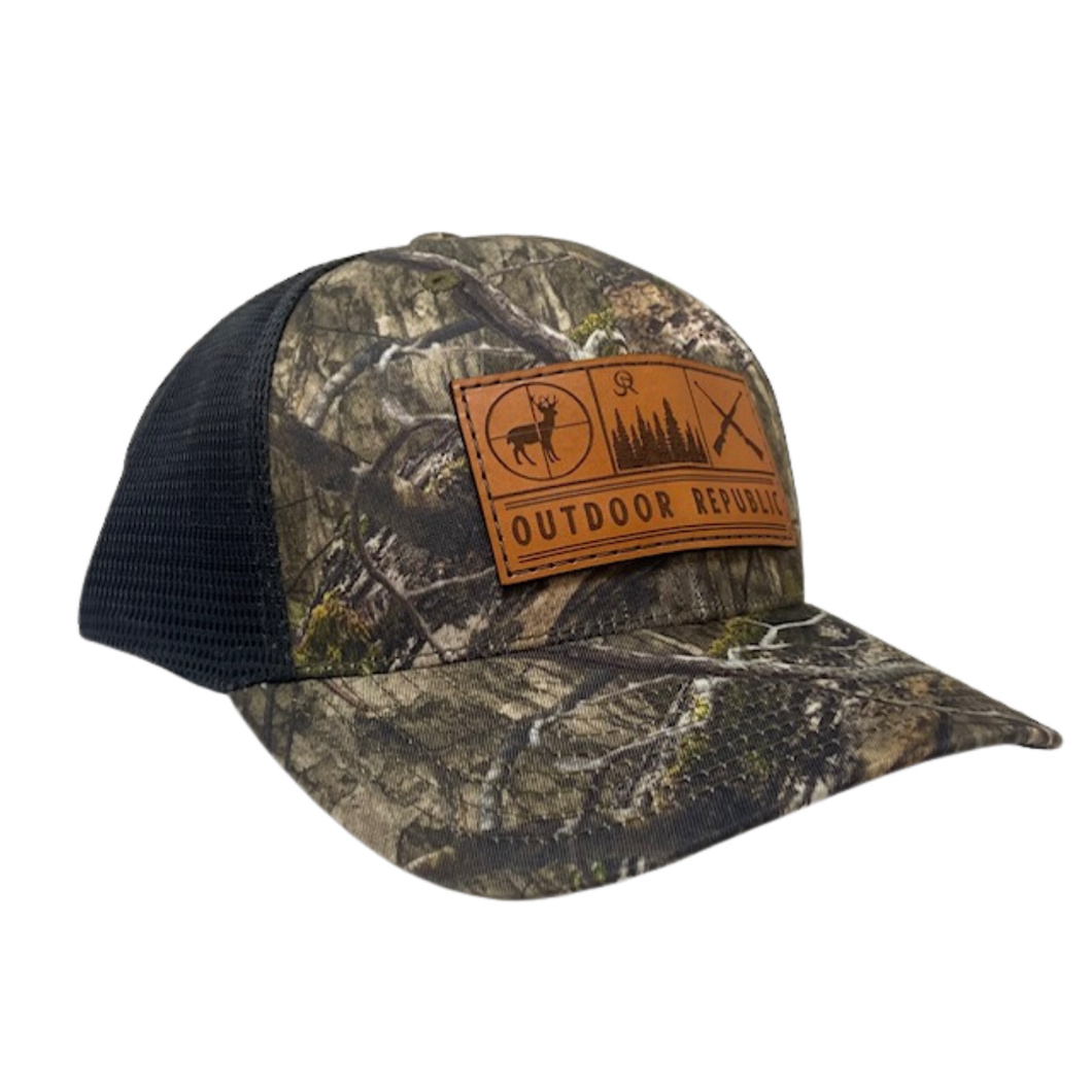 Hunt Trio-Mossy Oak Camo Fitted Hat